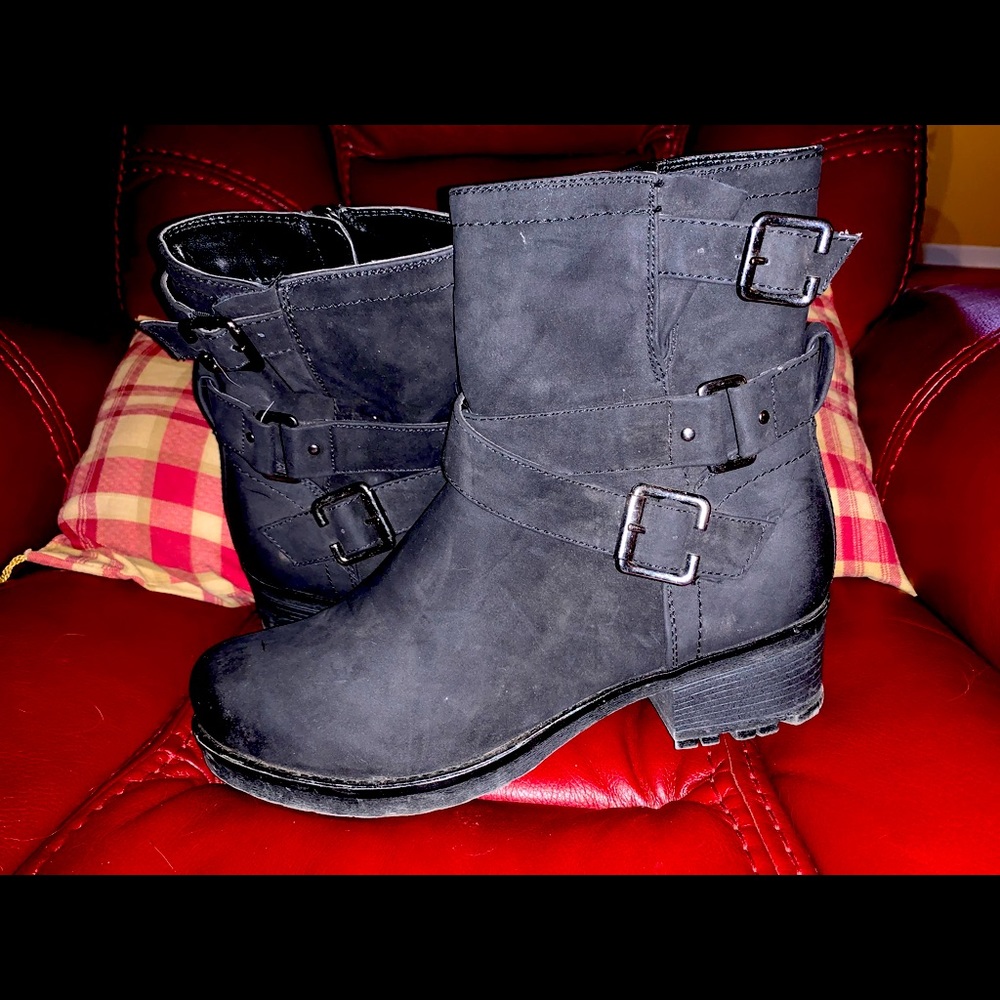White Mountain Booties